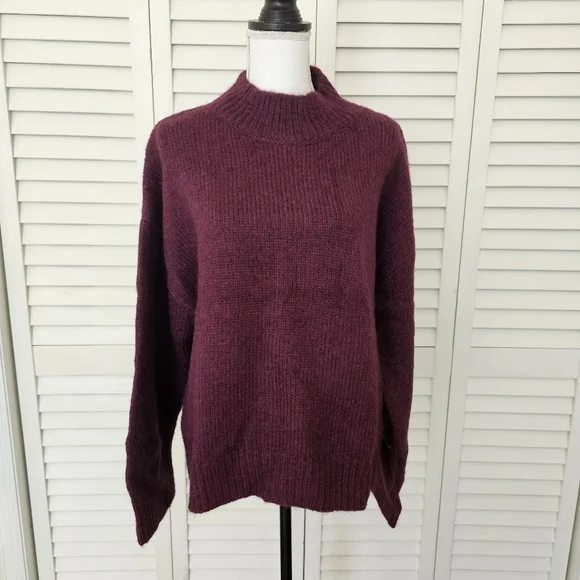 Nasty Gal Burgundy Sweater Size M Mock Neck Relaxed Fit Knit Warm NWT - Picture 2 of 13